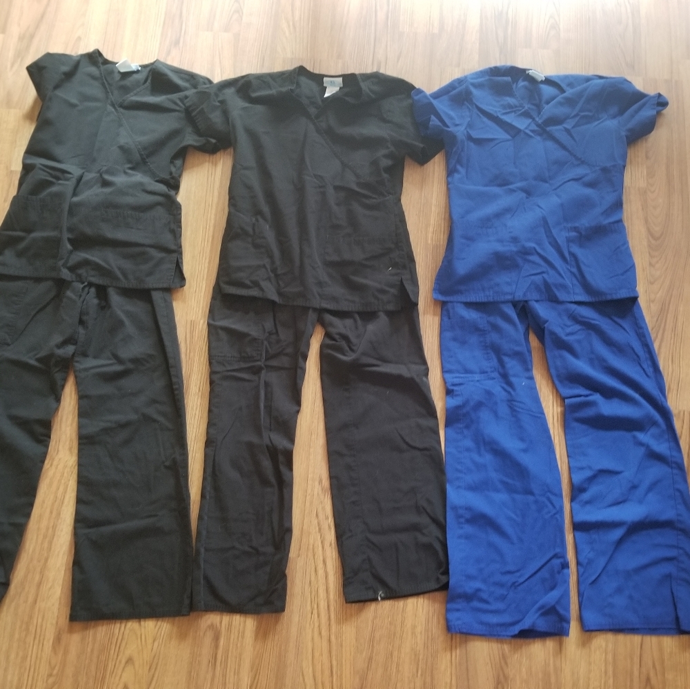 3 scrub sets.